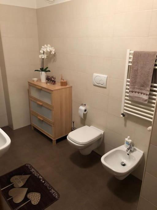 בארי Joy Apartment מראה חיצוני תמונה