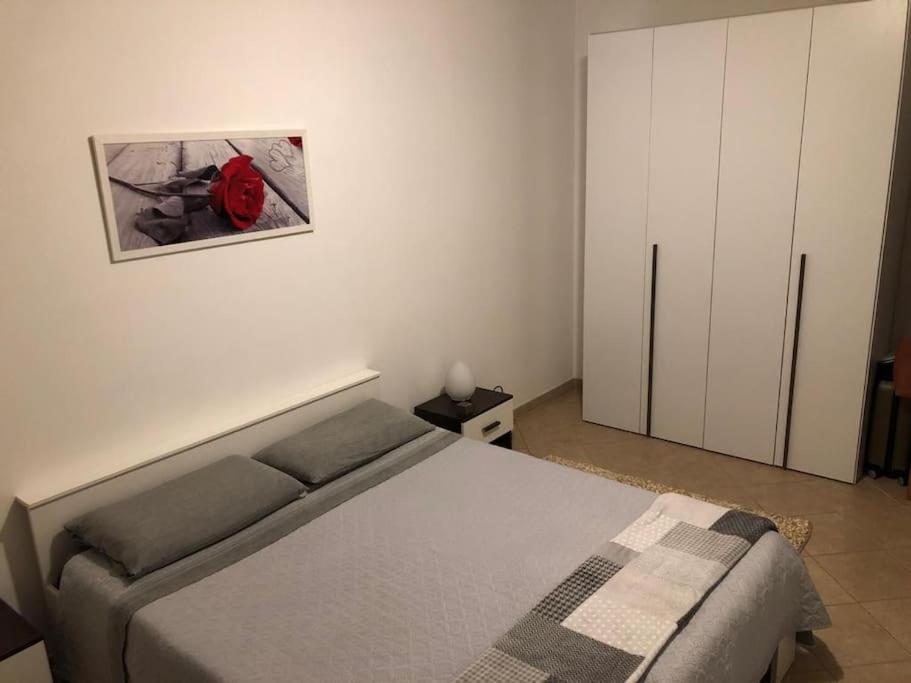 בארי Joy Apartment מראה חיצוני תמונה